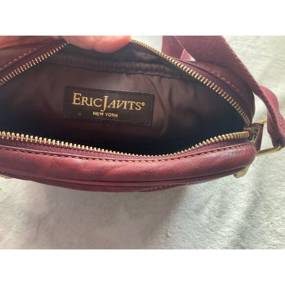 Eric Javits Burgundy Red Quilted Leather Crossbody Bag Gold hardware - Picture 3 of 14
